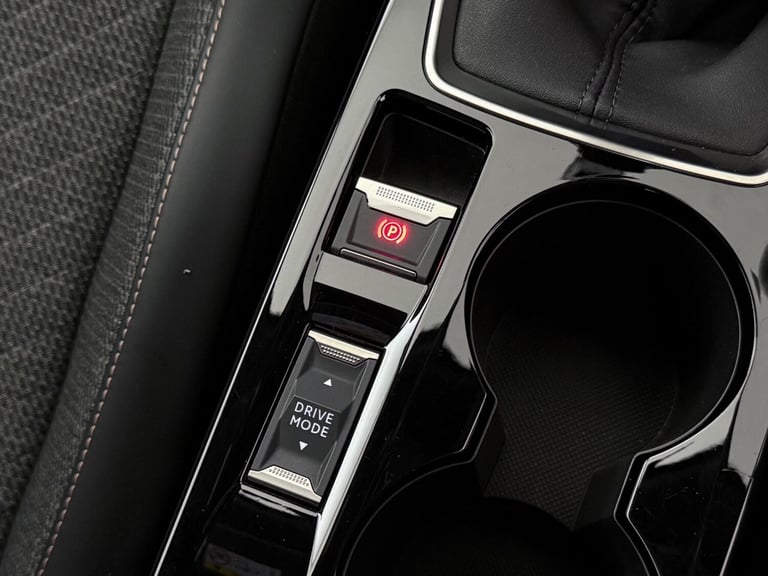 2024 Peugeot 2008 1.2 PureTech Allure 5dr HATCHBACK PETROL Manual