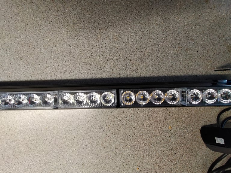 LANDROVER  DEFENDER/SERIES 26 INCH LED LIGHT BAR