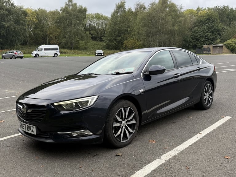 VAUXHALL INSIGNIA 2.0 Turbo D BlueInjection SRi Nav 2017