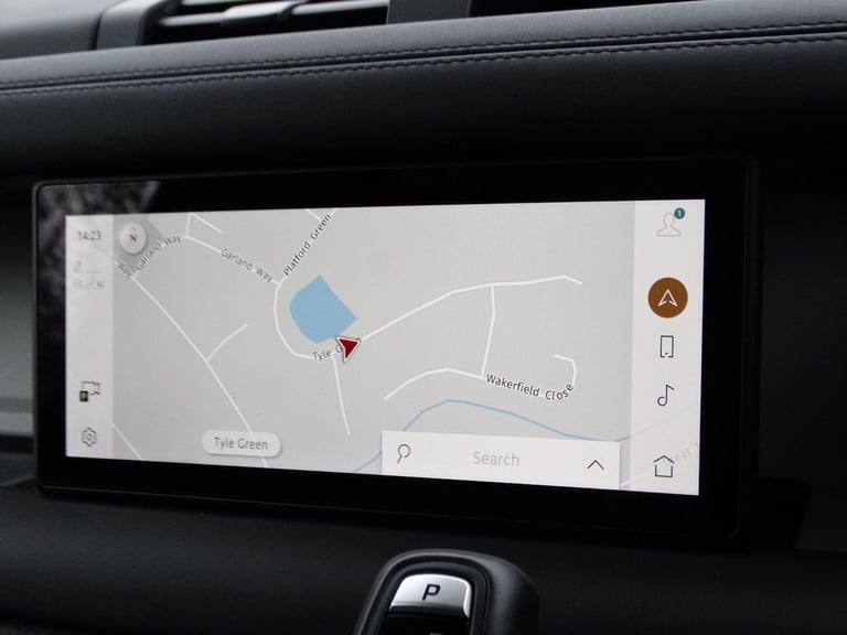 2024 Land Rover Defender 90 3.0 D250 MHEV Hard Top SUV Auto 4WD SWB Euro 6 (s/s) 3dr PANEL VAN Di...