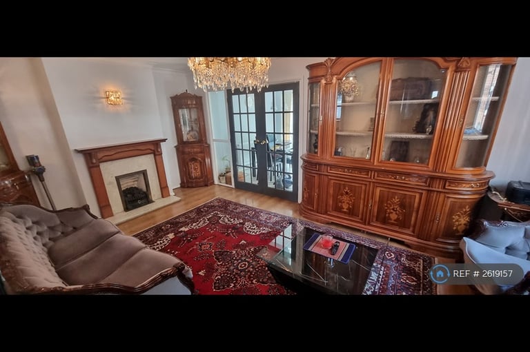 1 bedroom in Frogmore Gardens, Hayes, UB4 (#2619157)