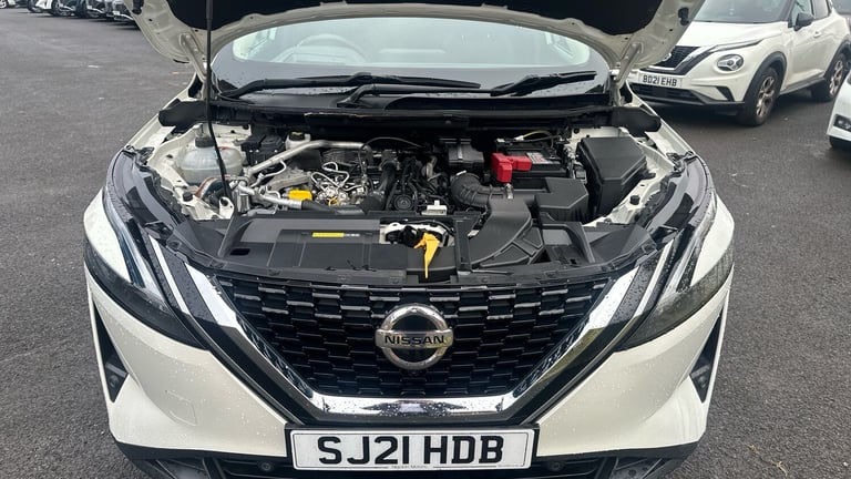 2021 Nissan Qashqai 1.3 DiG-T MH 158 Premiere Edition 5dr Xtronic Petrol Hatchback Hatchback Petr...