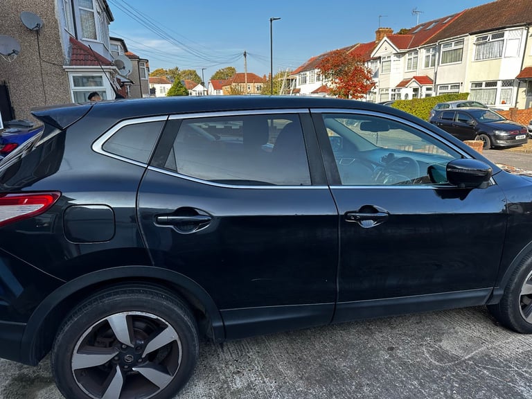 Nissan QASHQAI 2016, Hatchback, Petrol, Manual, 5 doors
