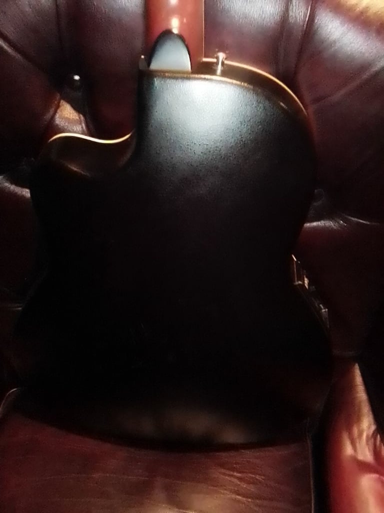 TANGLEWOOD SLIM BODY E/ACOUSTIC IN ORANGEBURST NEW SET UP STRINGS FREE CASE EX COND.