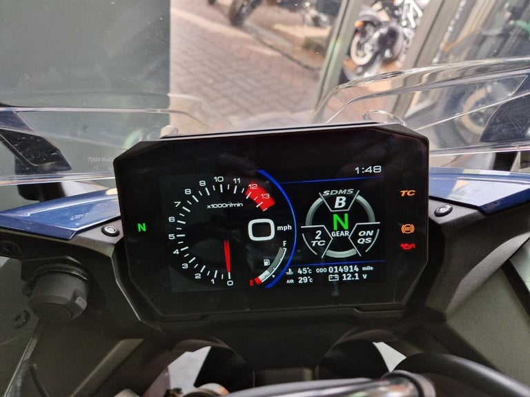 2022 Suzuki GSXS-1000 GT