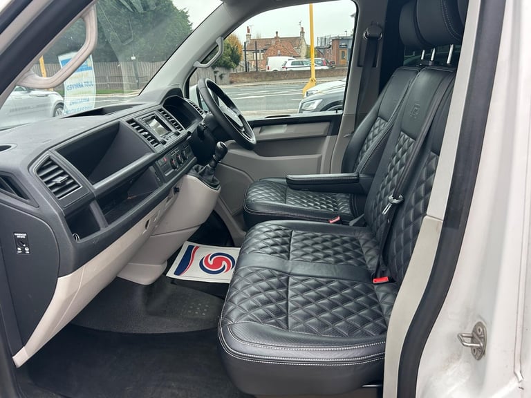  Volkswagen Transporter 2.0 TDI T32 BlueMotion Tech Trendline Kombi FWD LWB Euro 6 (s/s) 5dr Dies...