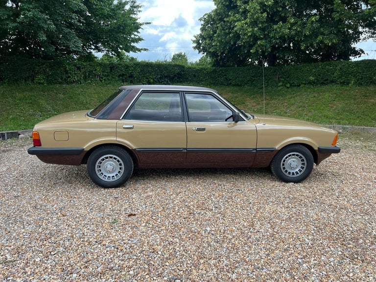 Ford Cortina MKV 1.6 Ghia 1980 31k - Walk Around Video