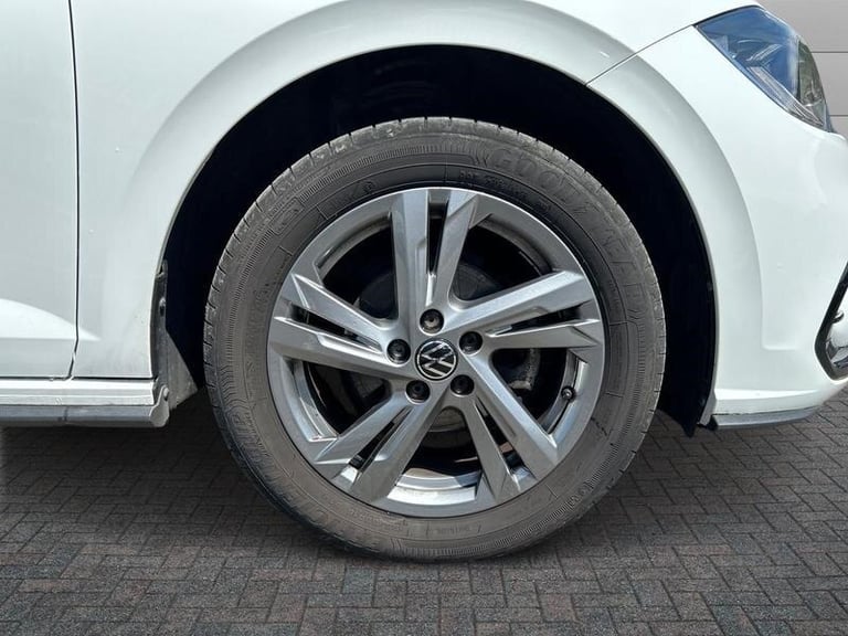 2022 Volkswagen Polo MK6 Facelift (2021) 1.0 TSI 95PS R-Line MANUAL Hatchback Petrol Manual