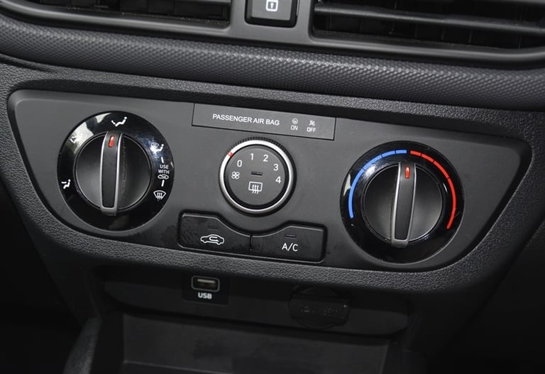 2023 Hyundai i10 1.0 SE Connect Hatchback 5dr Petrol Auto Euro 6 (s/s) (67 ps) Hatchback Petrol A...