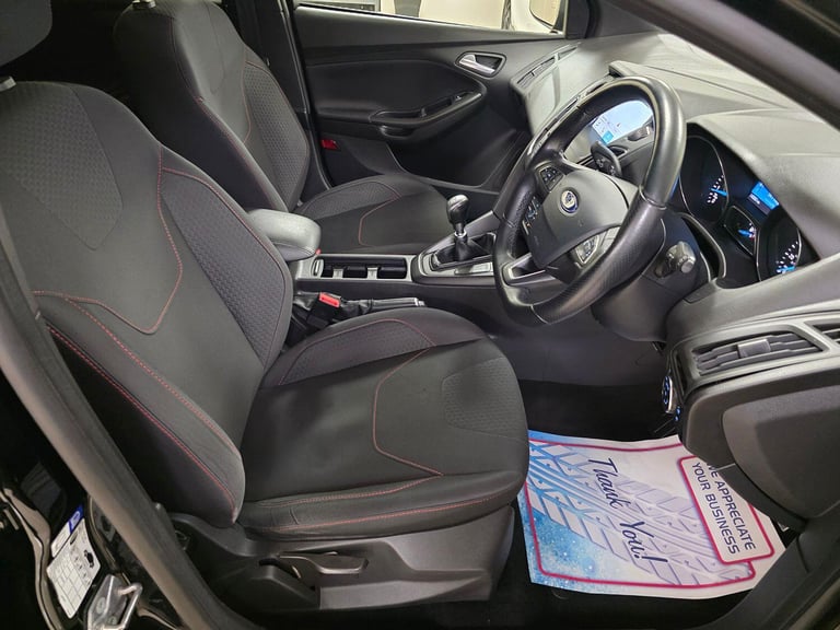 FORD FOCUS 1.0 T EcoBoost ST-Line Black Manual Petro 2018 WARRANTY 12 MONTHS MOT