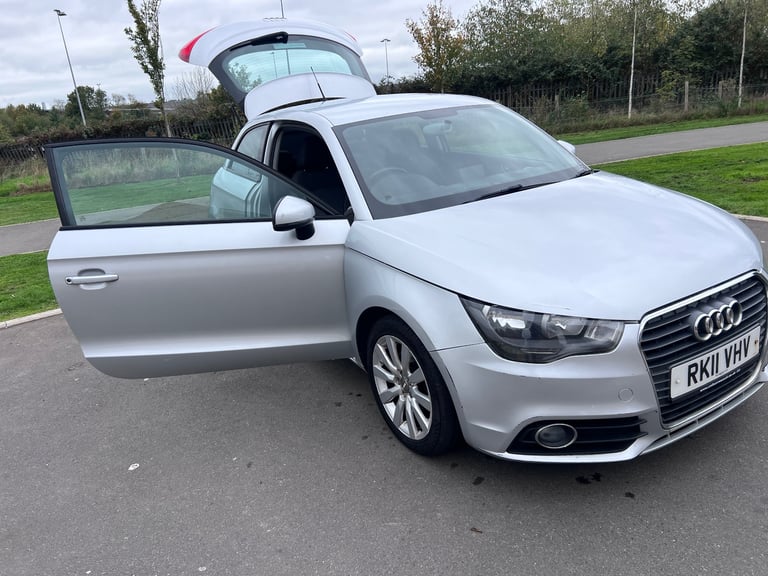 Audi, A1, Hatchback, 2011, Manual, 1598 (cc), 3 doors