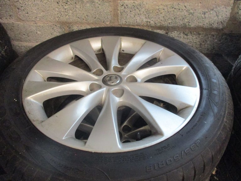 VAUVHALL ASTRA GTC ALLOYS AND TYRES
