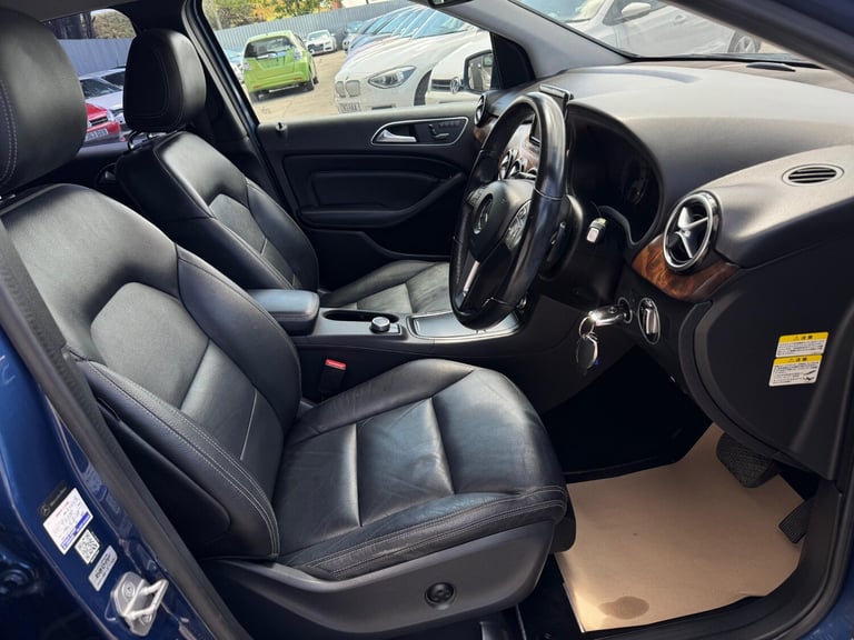 2025 Mercedes-Benz AROCS 1.6 B 180 Blue Efficiency MPV PETROL Automatic