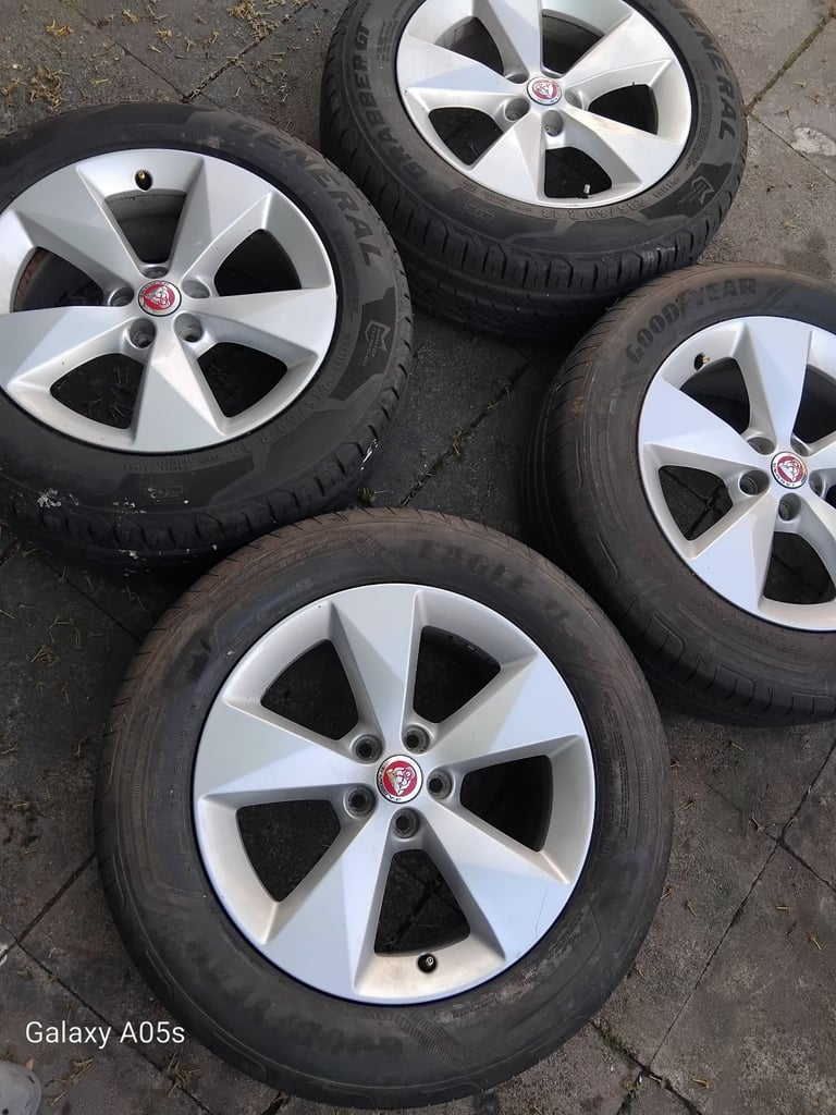 Well and tyres set 4