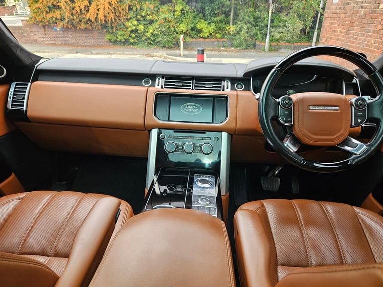 Range Rover 3.0 SDV6 Hybrid autobiography vogue rear entertainment 340bhp Auto