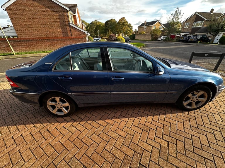 Mercedes-Benz, C CLASS