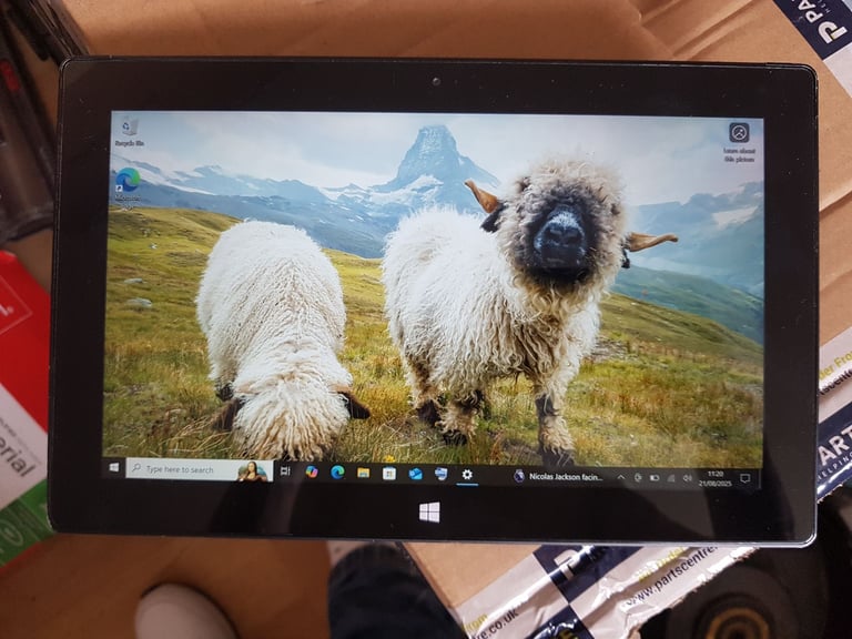 image for tablet Microsoft Surface Pro 2 touchscreen windows 10 processor intel core i5 4300u 25