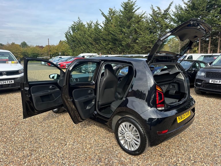 2018 Volkswagen up! 1.0 BlueMotion Tech Move up! Euro 6 (s/s) 5dr HATCHBACK Petrol Manual