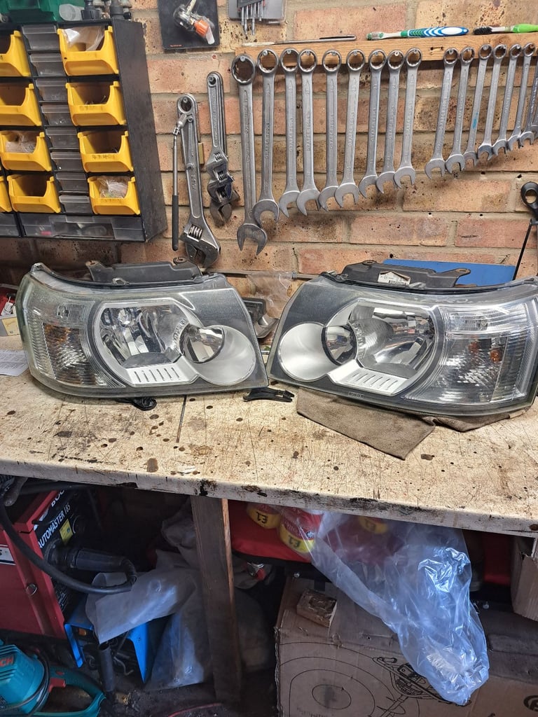 image for Freelander 2 headlights