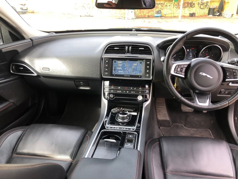 2017 Jaguar XE 2.0 [250] Prestige 4dr Auto AWD SALOON Petrol Automatic