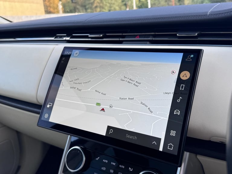 2022 Land Rover Range Rover Vogue D350 +VAT  *Mega Spec - Soft Close Doors*