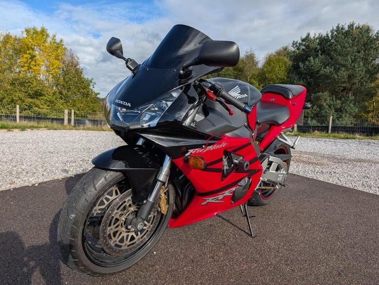 2004 Honda CBR900RR Fireblade