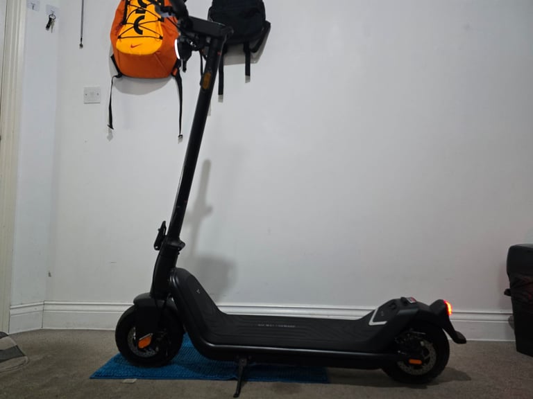 Niu KQI3 PRO (Almost new) 31KMPH