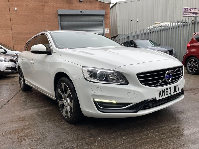 2014 Volvo V60 2.4 D6 Estate 5dr Diesel Plug-in Hybrid Geartronic AWD Euro 5 (s/s) (285 ps ESTATE...