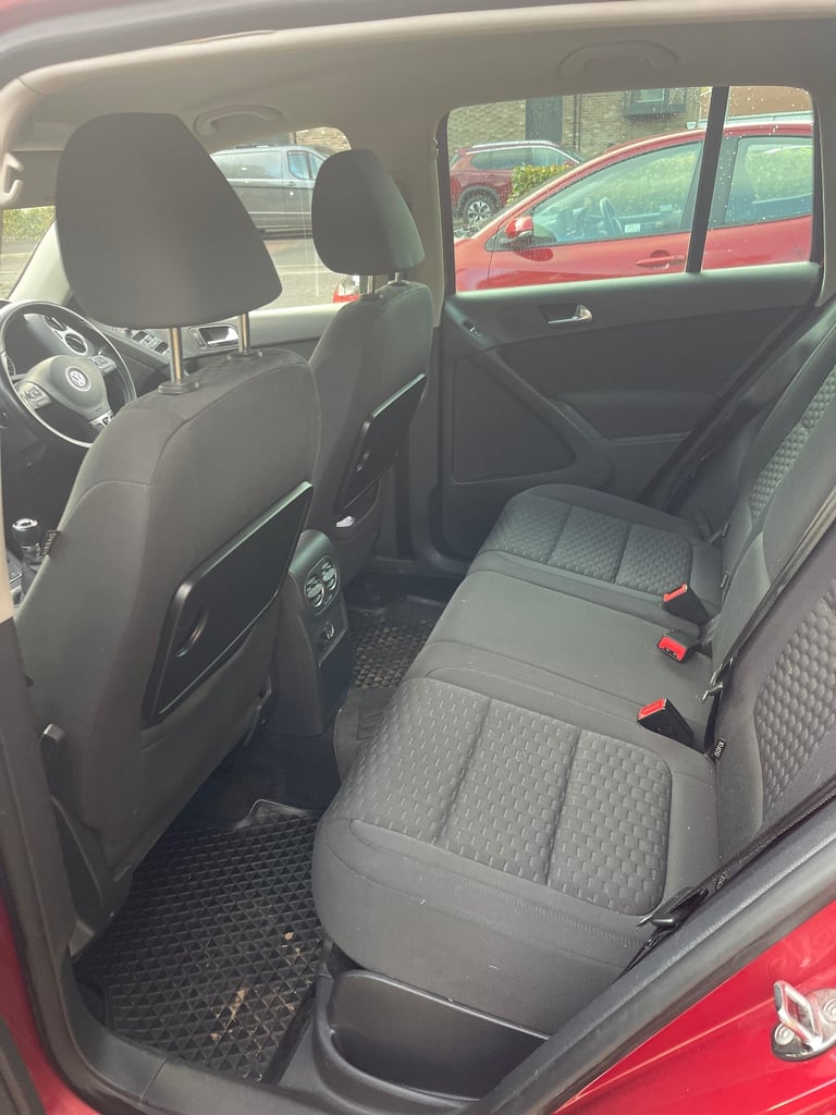 Volkswagen, TIGUAN, Estate, 2011, Manual, 1968 (cc), 5 doors