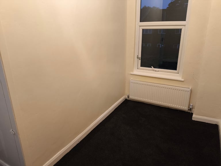 Charming 2-Bedroom Mid-Terrace Home on Tower Street, Heywood – £1000 PCM