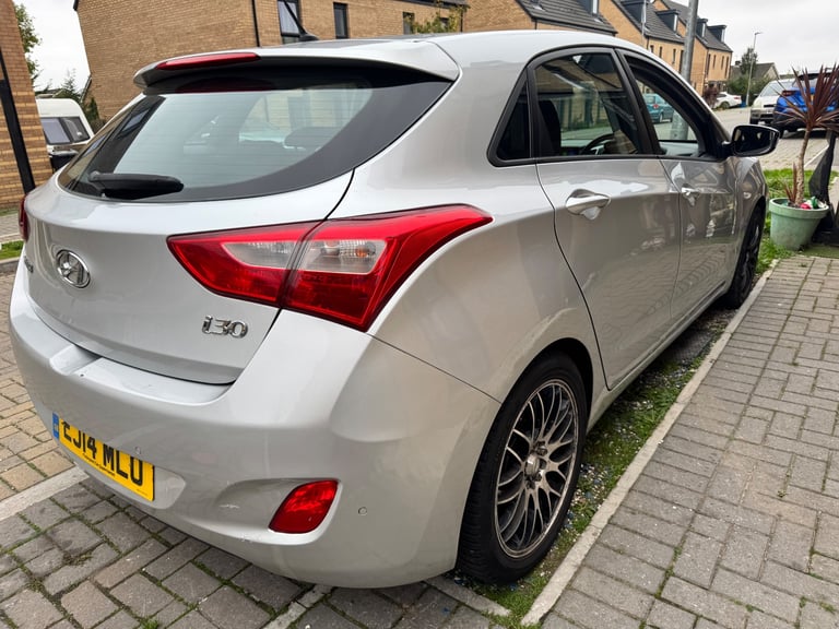 Hyundai, I30, Hatchback, 2014, Manual, 1582 (cc), 5 doors