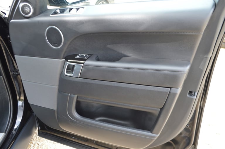 2022 Land Rover Range Rover Sport 3.0 D300 MHEV HSE Dynamic Black SUV 5dr Diesel Auto 4WD Euro 6 ...