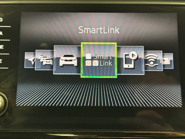 2019 Skoda Octavia 1.5 TSI GPF ACT SE TECHNOLOGY FIVE DOOR 150 BHP + PARKING SENSORS + APPLE P Ha...