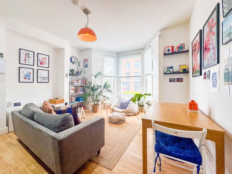 image for 1 bedroom flat in Mayes Road, London N22
