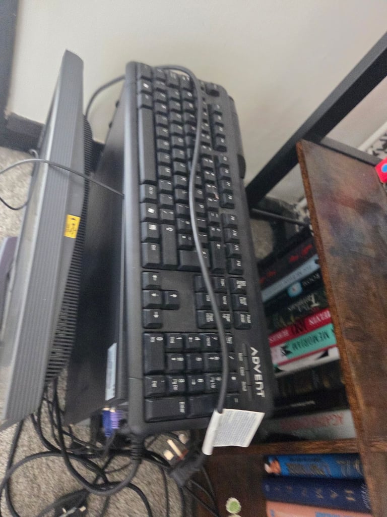 Computer, keyboard and screen