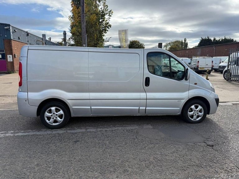 2013 63 VAUXHALL VIVARO 2.0 2900 CDTI SPORTIVE PANEL VAN 4DR DIESEL MANUAL FWD L