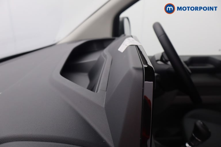 2025 Ford Transit Custom 2.0 EcoBlue 136ps H1 Double Cab Van Limited Crew Bus Diesel Manual