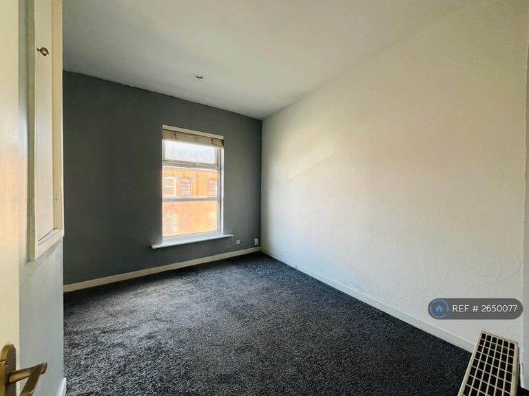 2 bedroom house in Astley Street, Manchester, SK16 (2 bed) (#2650077)