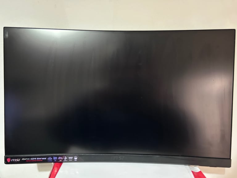 Curved MSI Monitor 24”, 144Hz AV