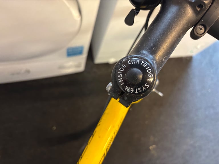 Carrera TDF road bike