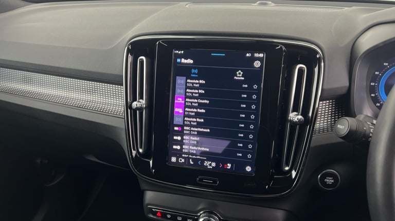 2024 Volvo XC40 Plus, B3 Mild hybrid, Petrol, Dark Estate Petrol Automatic