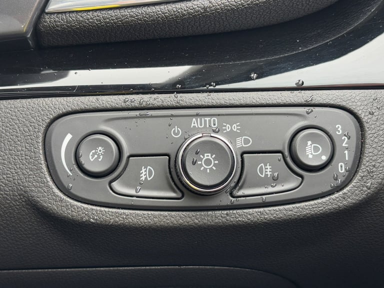 2019 Vauxhall Mokka 1.4T ecoTEC Active 5dr SUV Petrol Manual