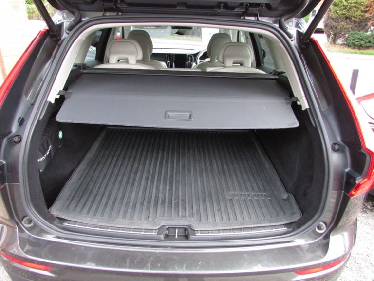  Volvo XC60 2.0 D4 Momentum 5dr AWD Geartronic Diesel