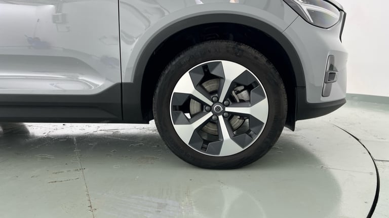 2024 Volvo XC40 Plus, B3 Mild hybrid, Petrol, Dark Estate Petrol Automatic