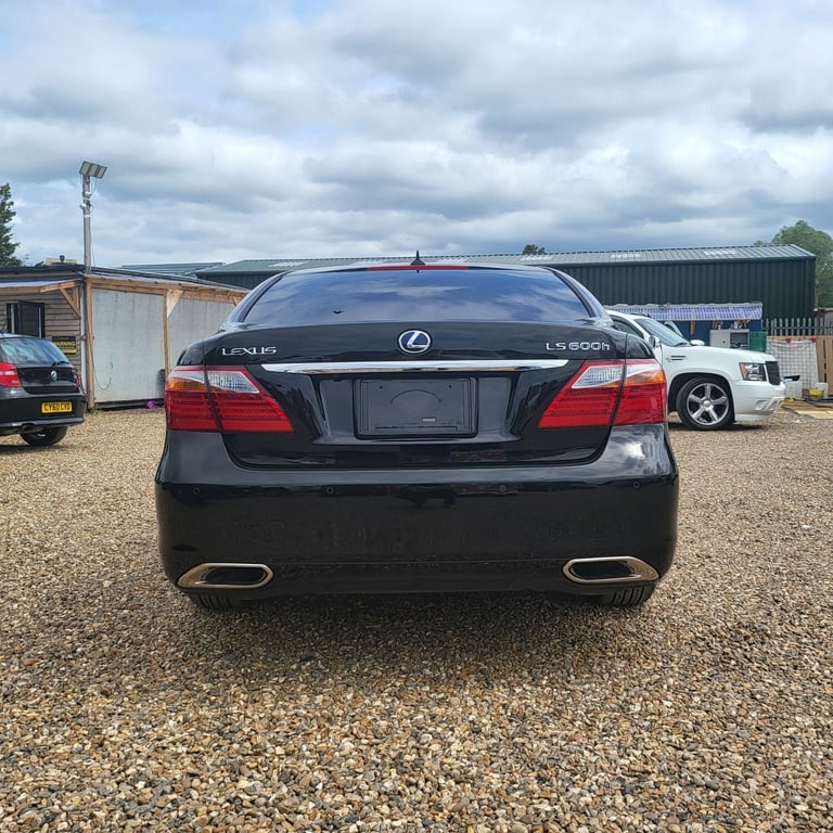 FRESH IMPORT 2010 LEXUS LS600H HYBRID 4 DOOR SALOON BLACK ULEZ COMPLIANT