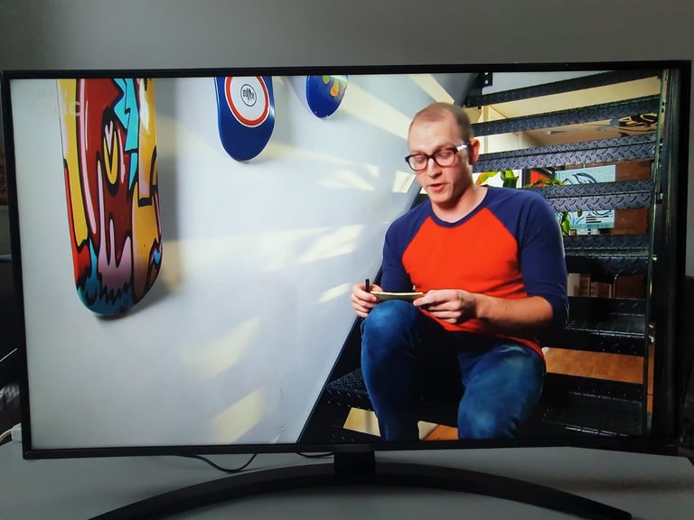 LG Smart 4K UHD 43inch HDR Tv with Alexa and Google Assistant builtin 