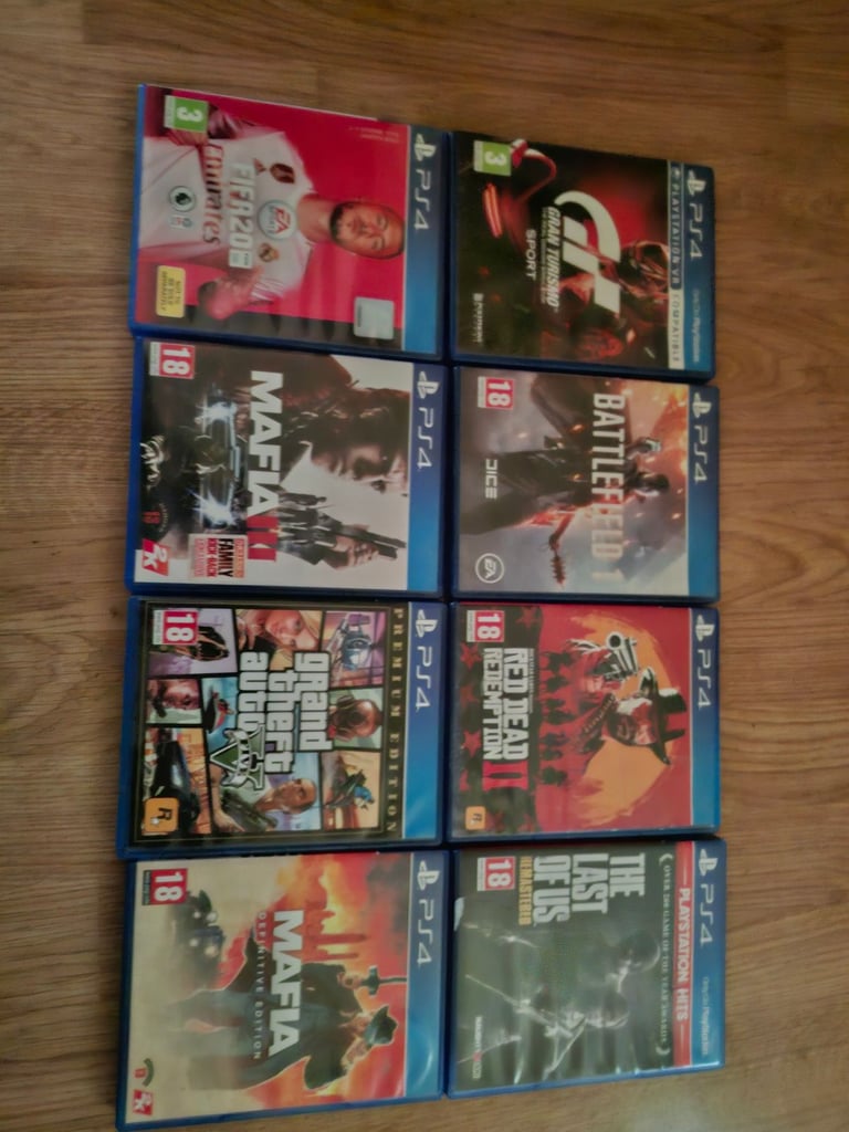 PS4 Pro 1tb. Boxed & Games 