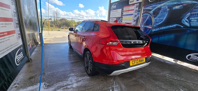 Volvo, V40, Hatchback, 2013, Manual, 1560 (cc), 5 doors