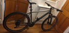 Specialized Rockhopper Hardtail in excellent condition. 
