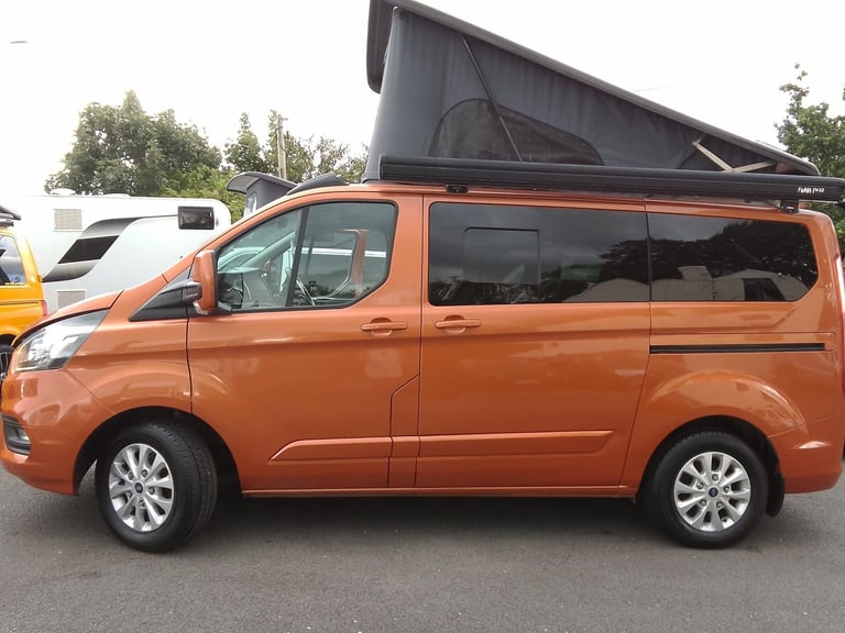 Ford TRANSIT CUSTOM 280 LIMITED. CAMPERVAN 